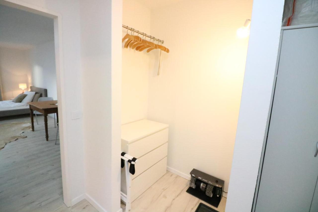 Appartement Im Zentrum Von Langenhagen Mit Netflix Und Tiefgarage Hannover Ngoại thất bức ảnh