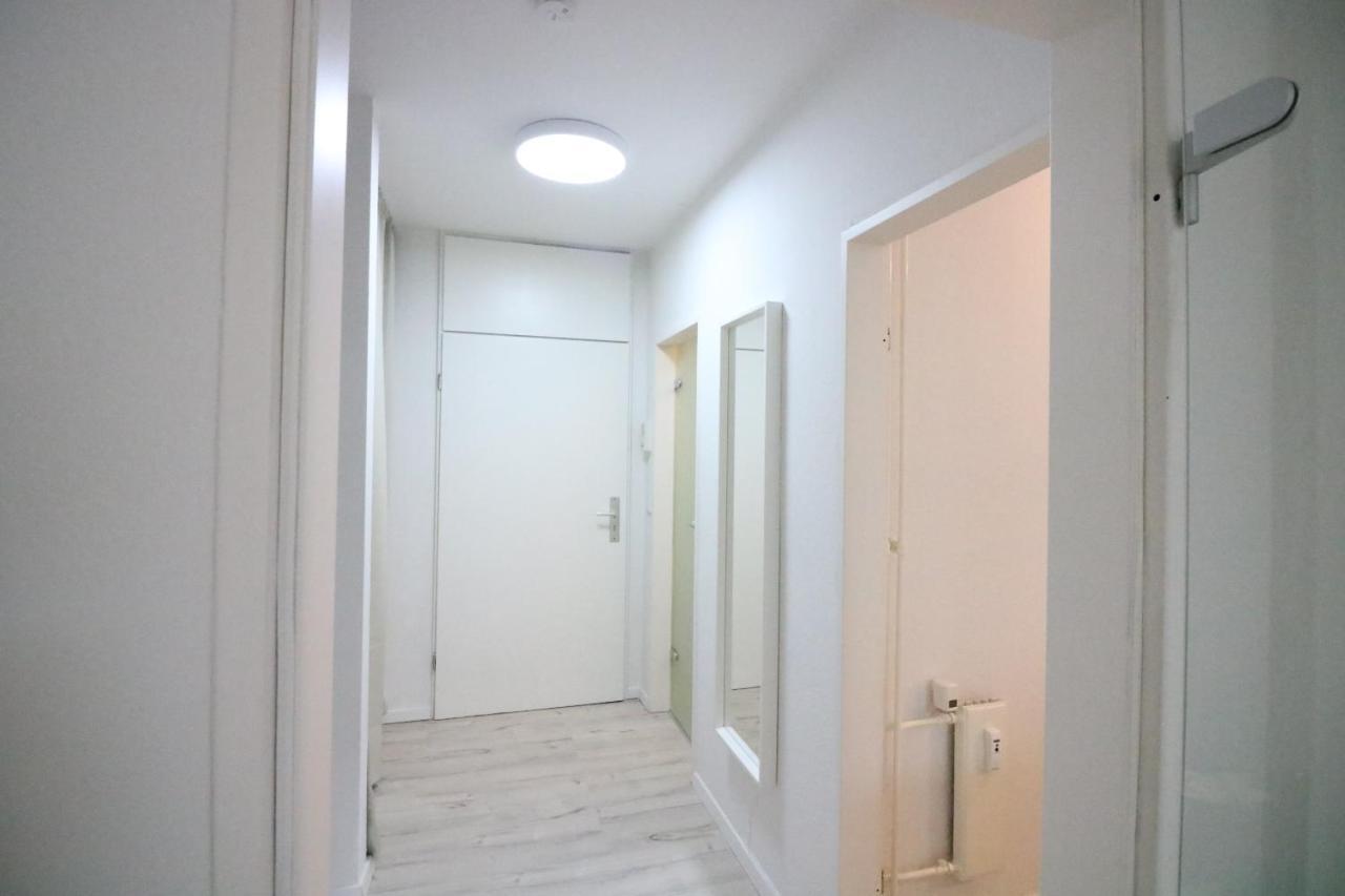 Appartement Im Zentrum Von Langenhagen Mit Netflix Und Tiefgarage Hannover Ngoại thất bức ảnh