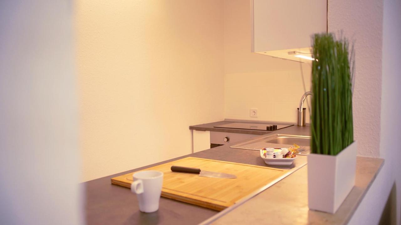 Appartement Im Zentrum Von Langenhagen Mit Netflix Und Tiefgarage Hannover Ngoại thất bức ảnh