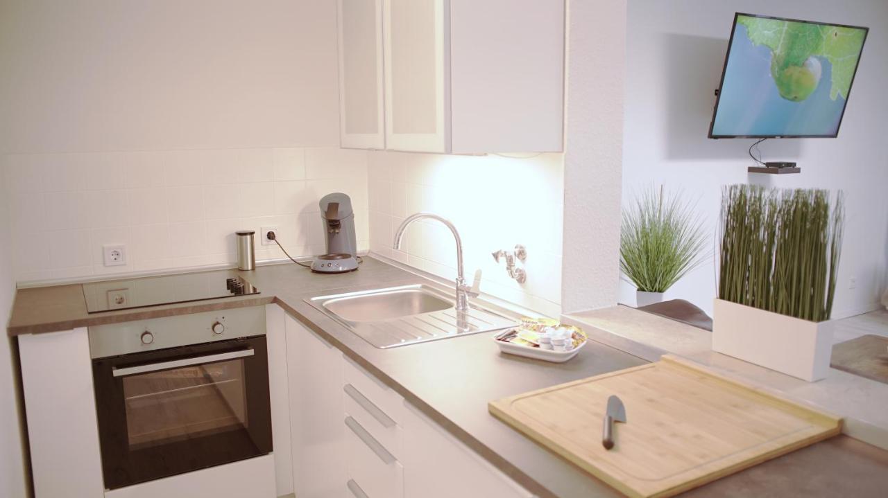 Appartement Im Zentrum Von Langenhagen Mit Netflix Und Tiefgarage Hannover Ngoại thất bức ảnh